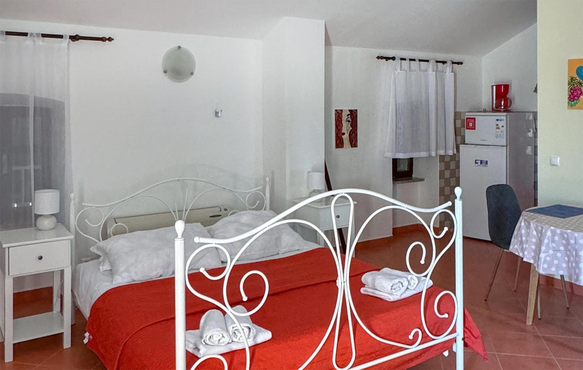 Gorgeous Apartment In Bale With Wifi Esterno foto